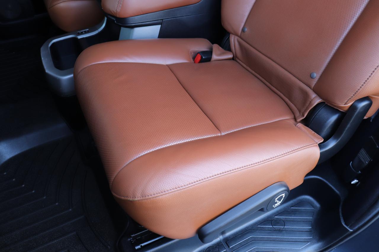 Toyota Sequoia Plantium 4WD 2020