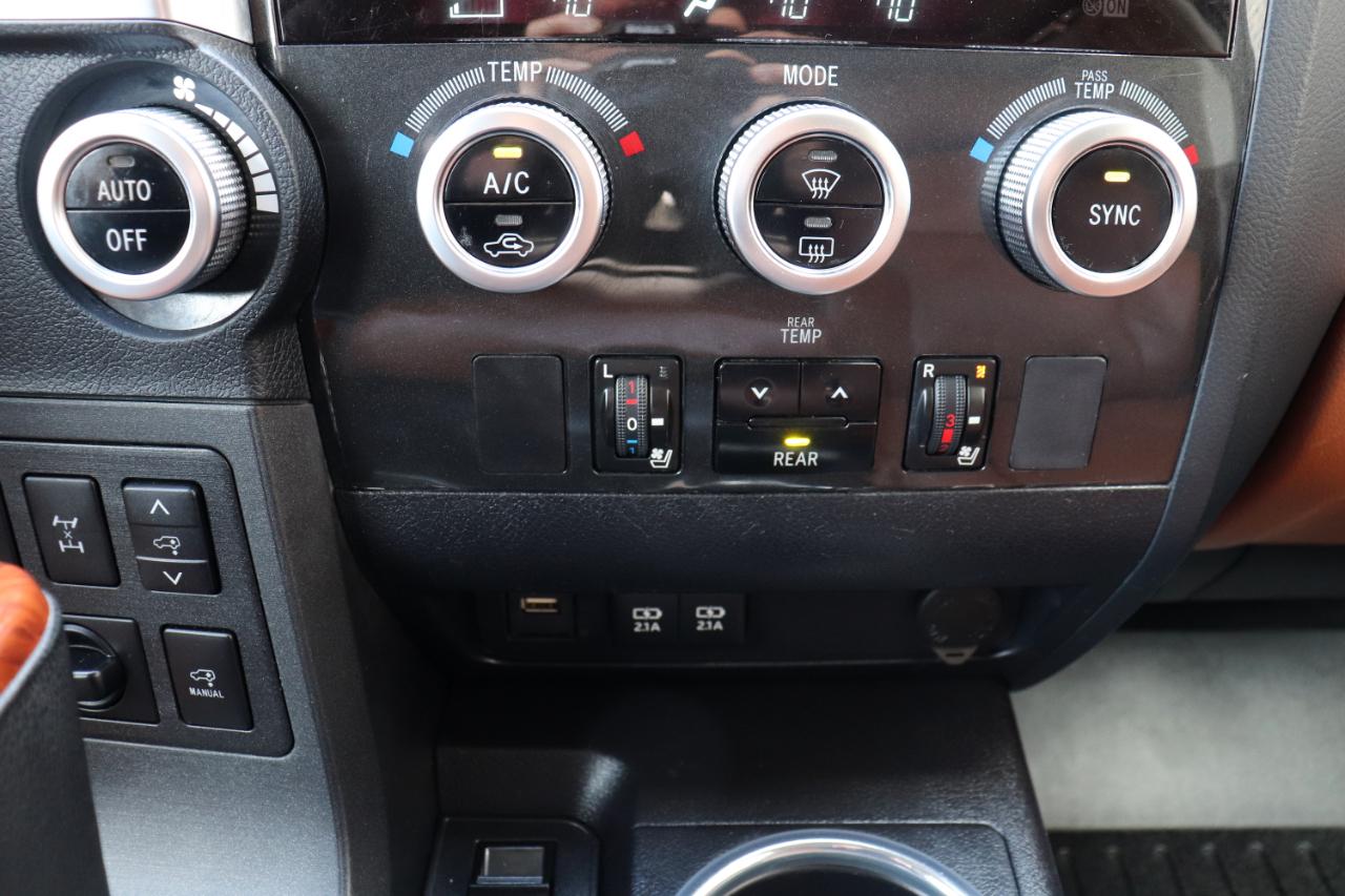 Toyota Sequoia Plantium 4WD 2020