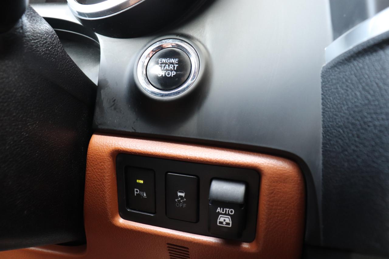 Toyota Sequoia Plantium 4WD 2020