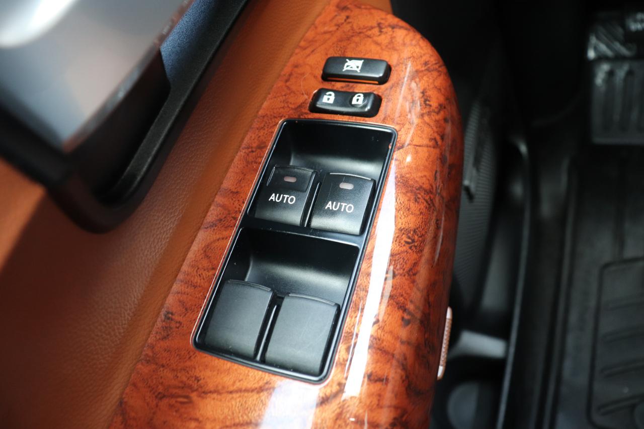 Toyota Sequoia Plantium 4WD 2020