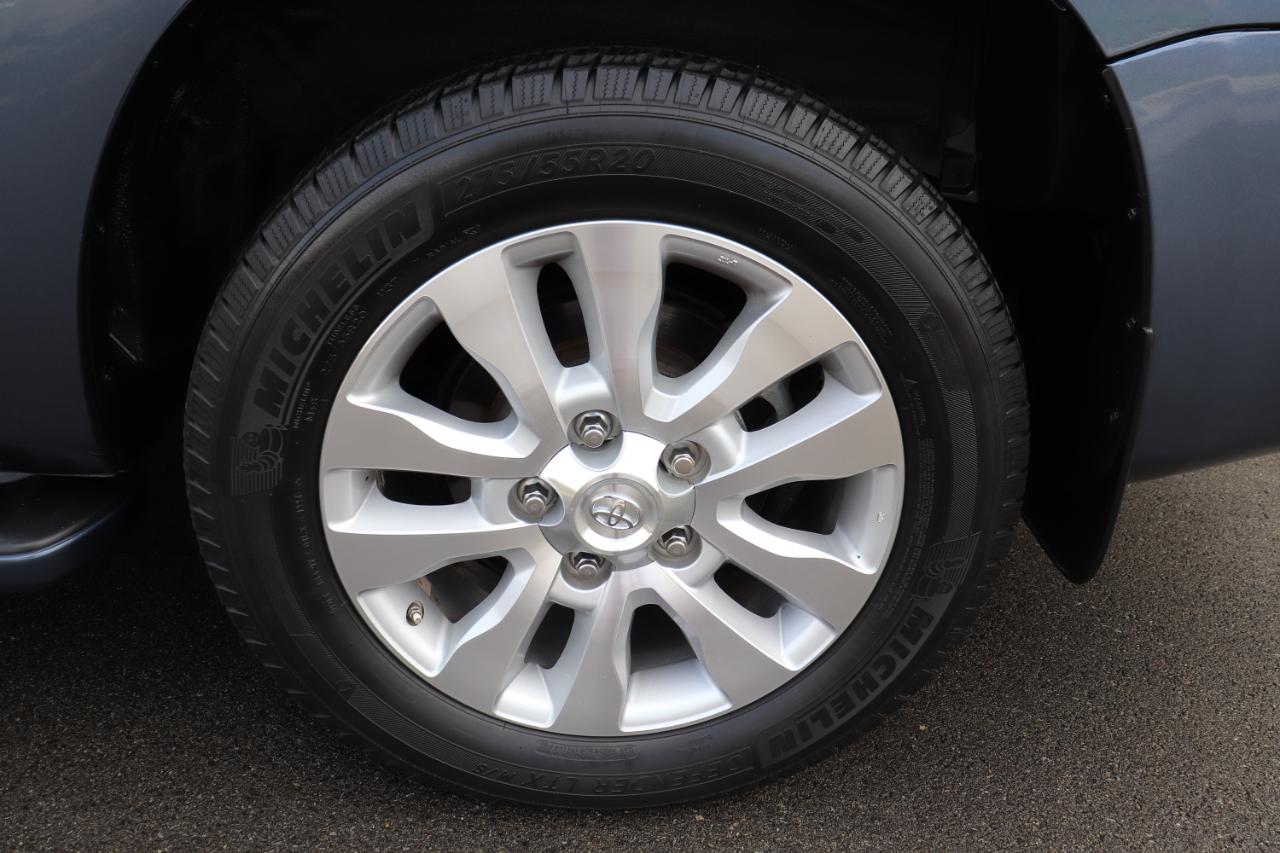 Toyota Sequoia Plantium 4WD 2020