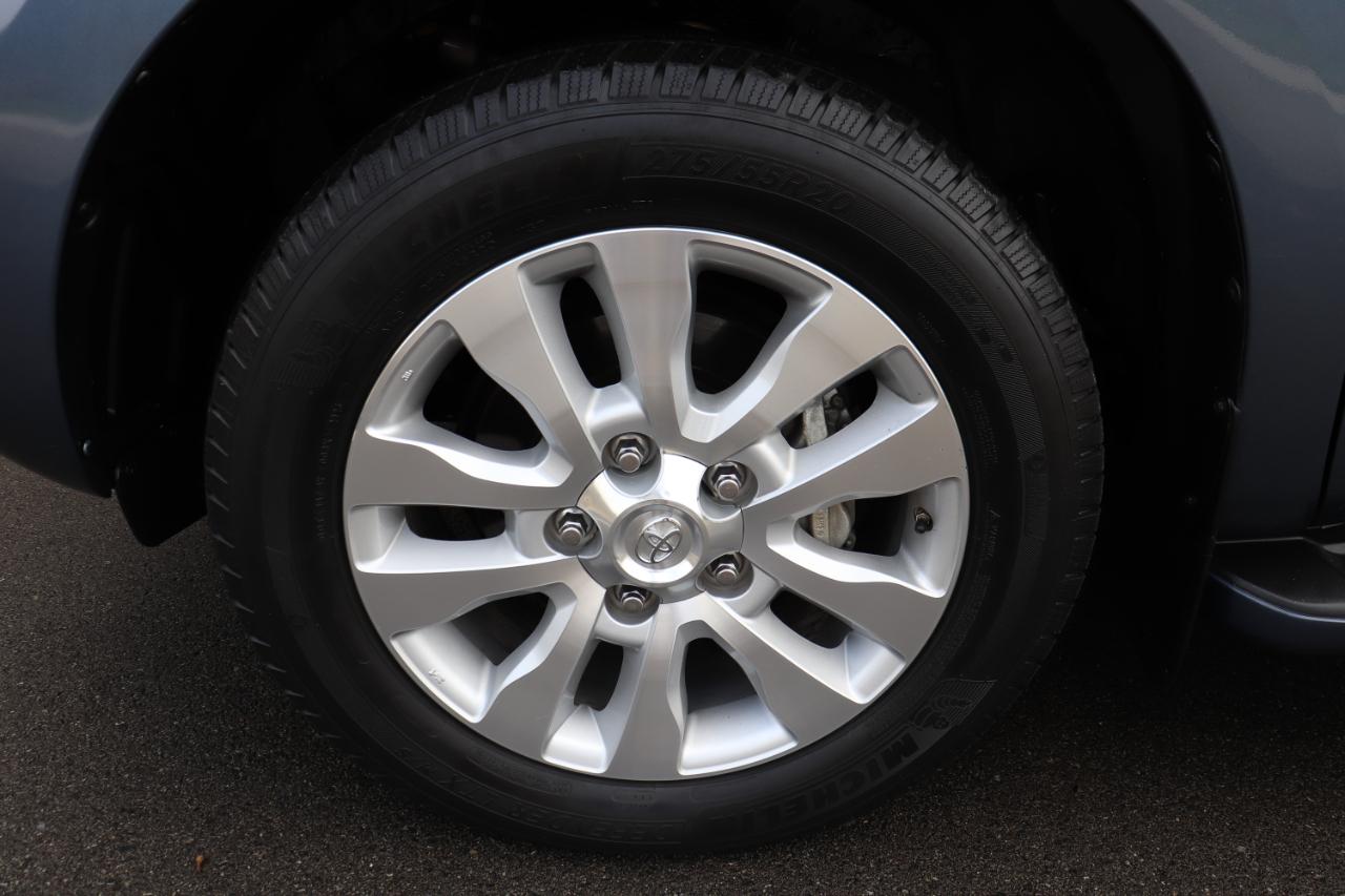 Toyota Sequoia Plantium 4WD 2020