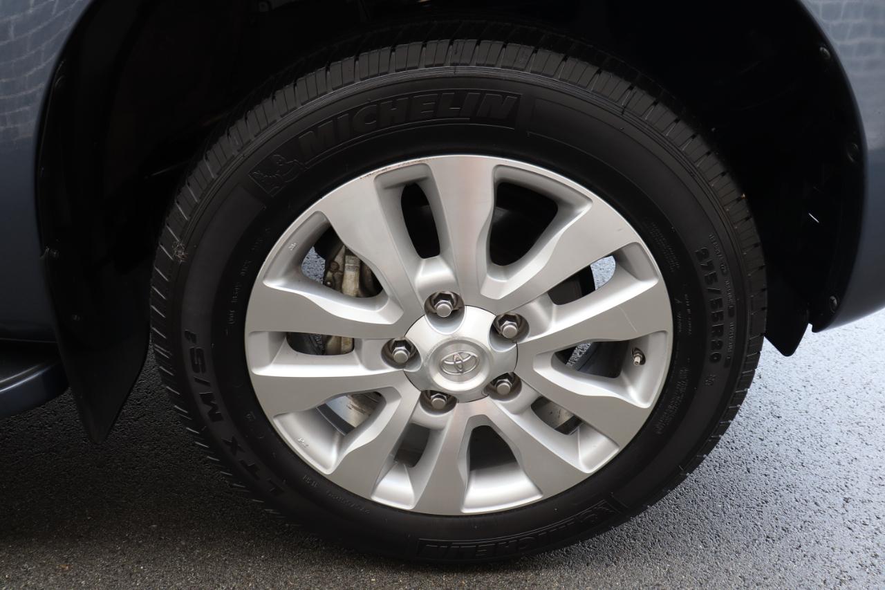 Toyota Sequoia Plantium 4WD 2020