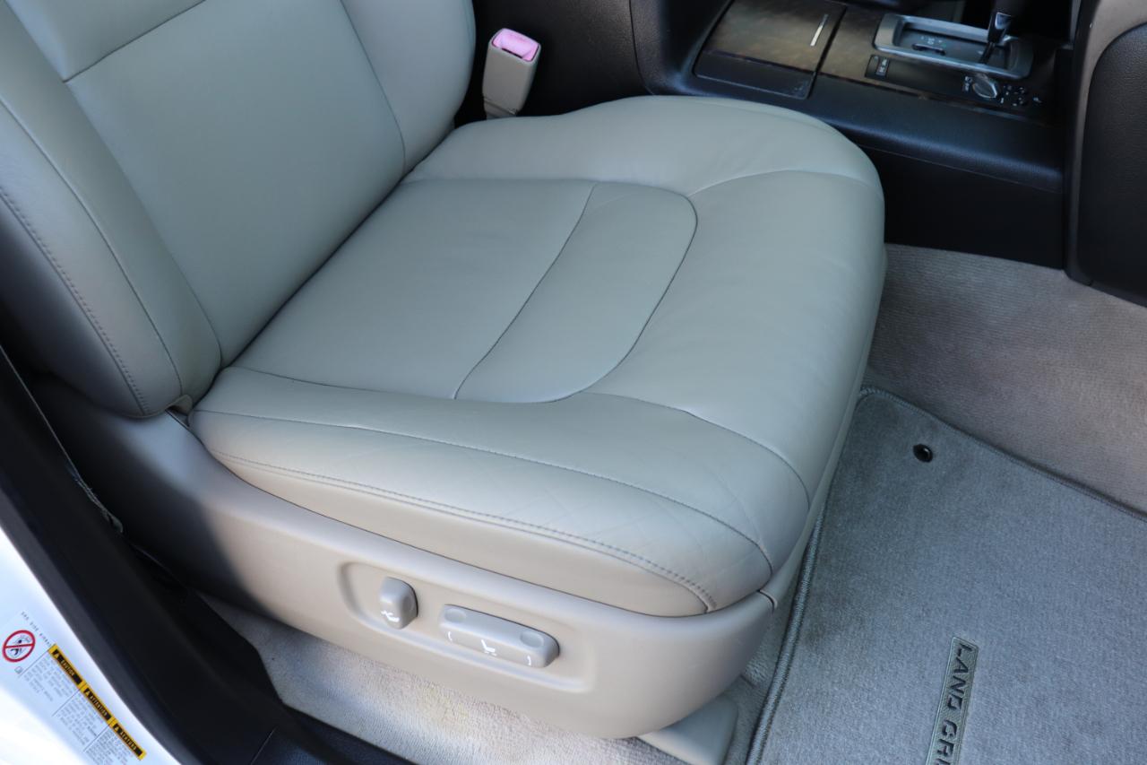 Toyota Land Cruiser 4WD 2008