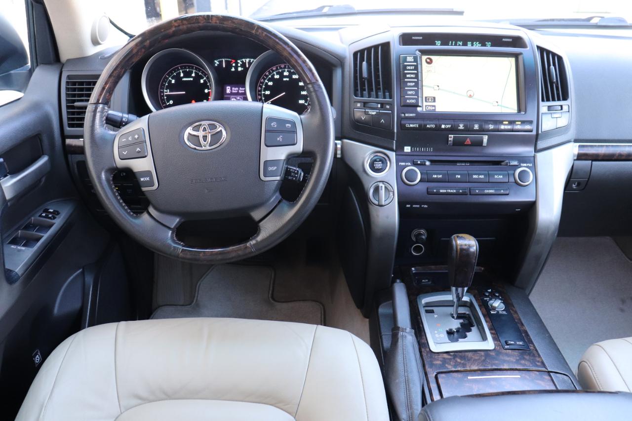 Toyota Land Cruiser 4WD 2008