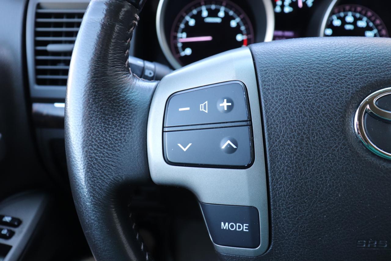 Toyota Land Cruiser 4WD 2008