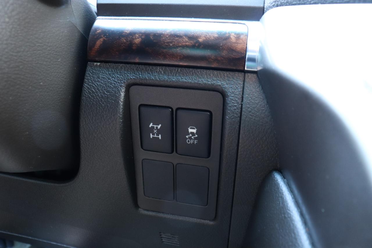 Toyota Land Cruiser 4WD 2008