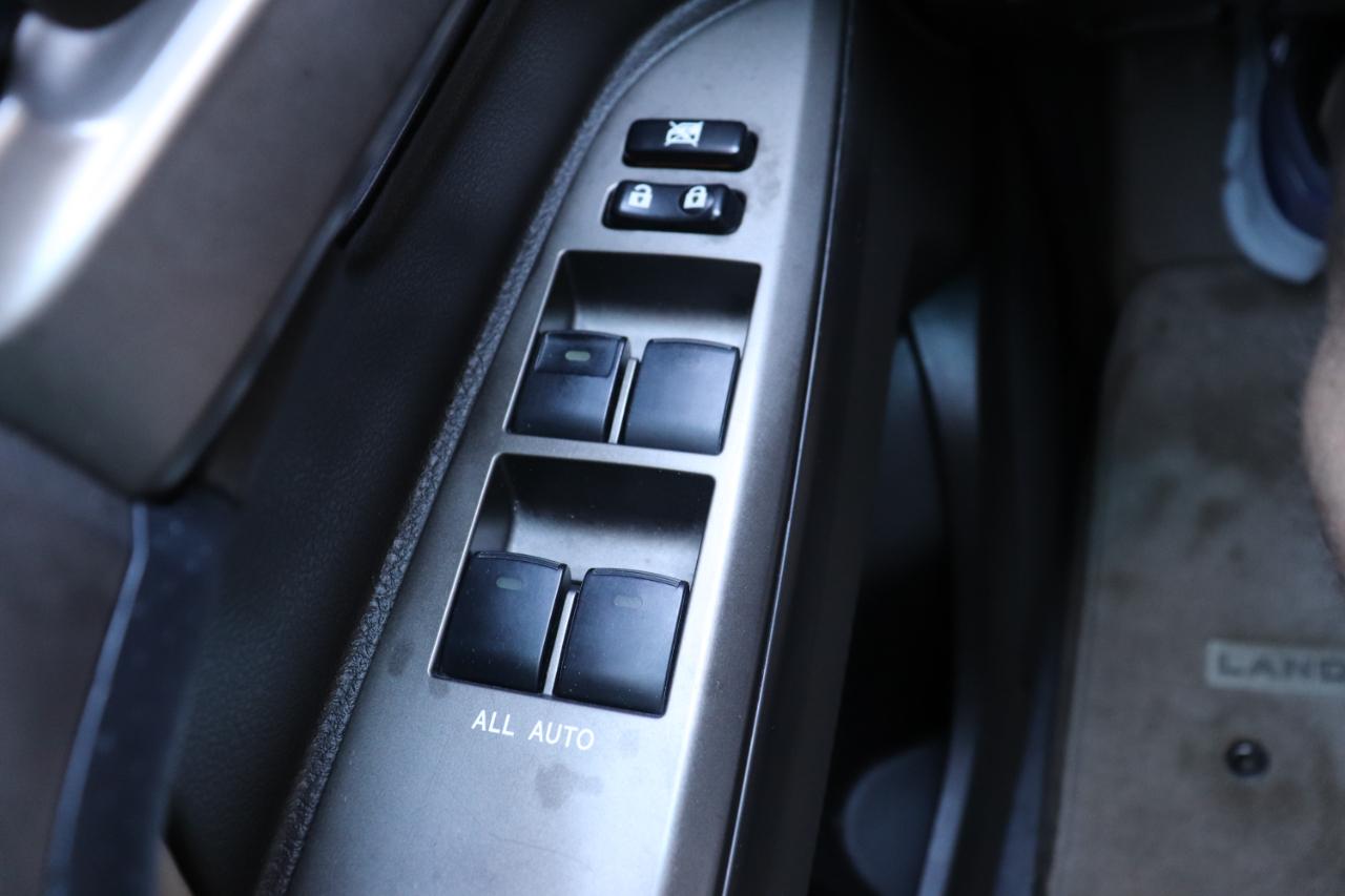 Toyota Land Cruiser 4WD 2008