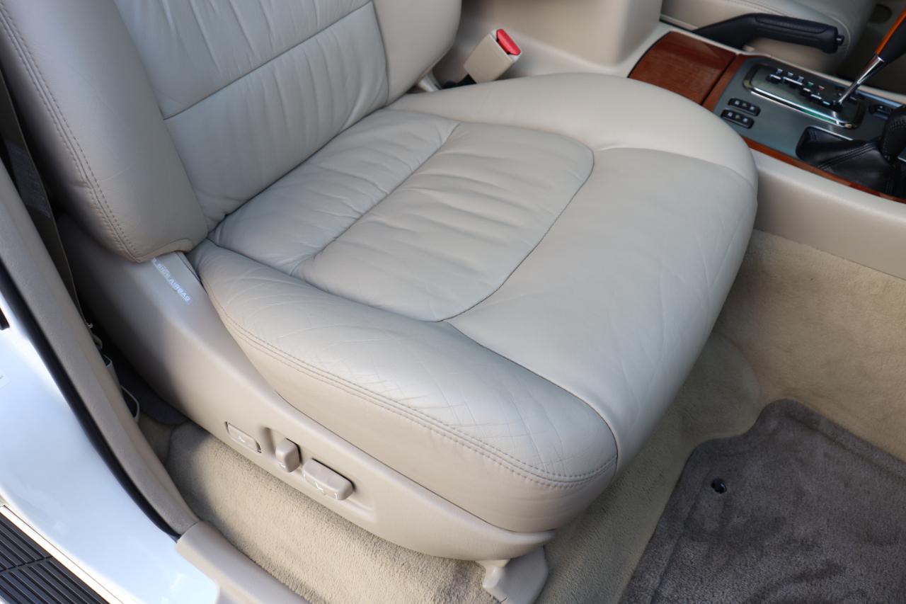 Lexus LX 470 4WD 4dr 2007