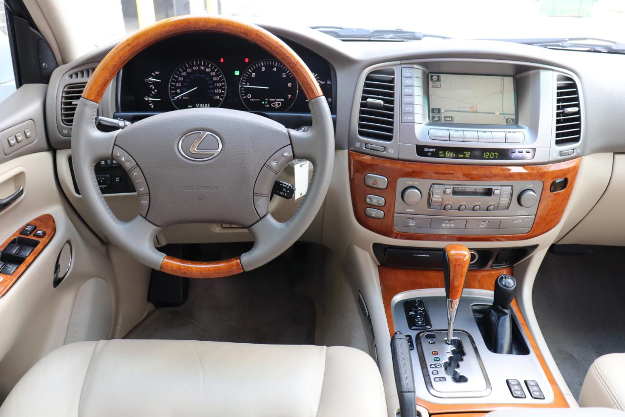 Lexus LX 470 4WD 4dr 2007