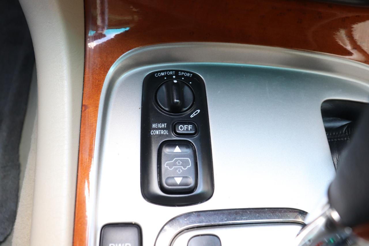 Lexus LX 470 4WD 4dr 2007