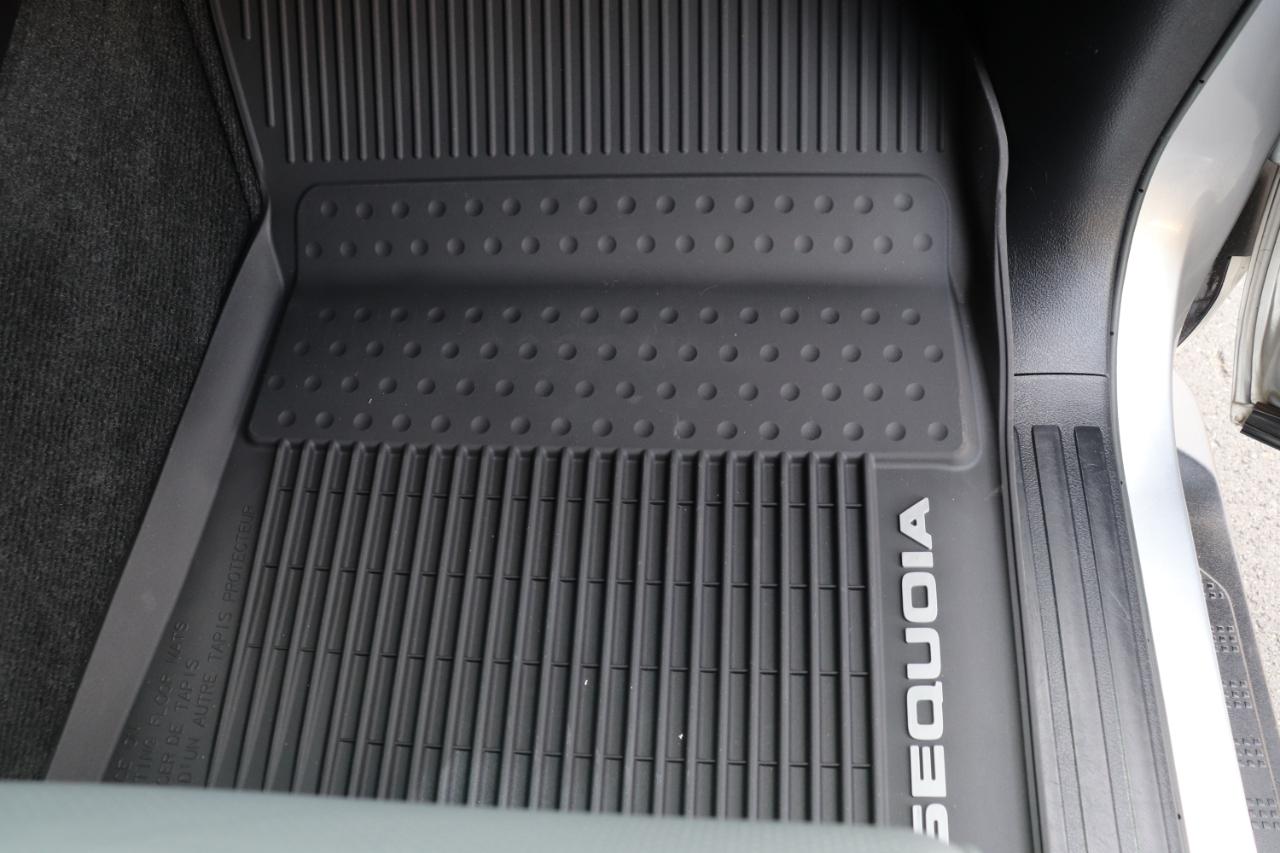 Toyota Sequoia Plantium 2WD 2016