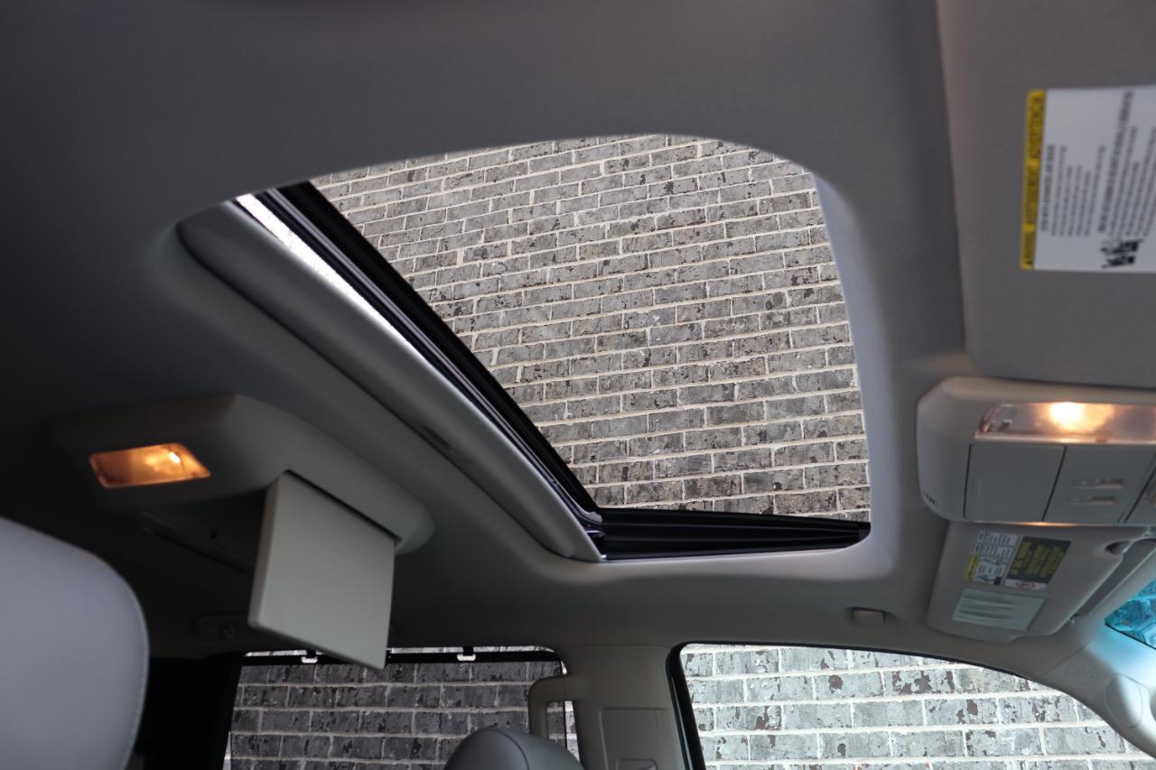 Toyota Sequoia Plantium 2WD 2016