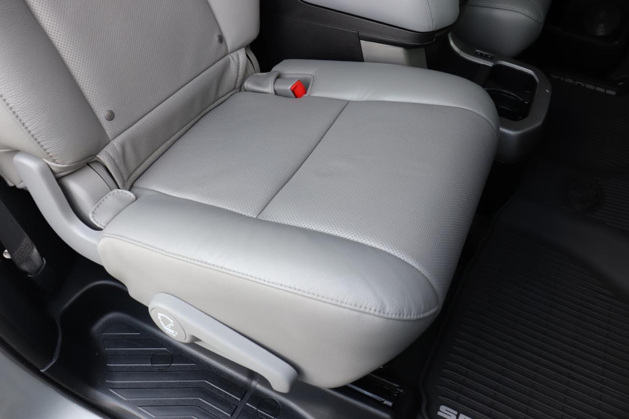 Toyota Sequoia Plantium 2WD 2016