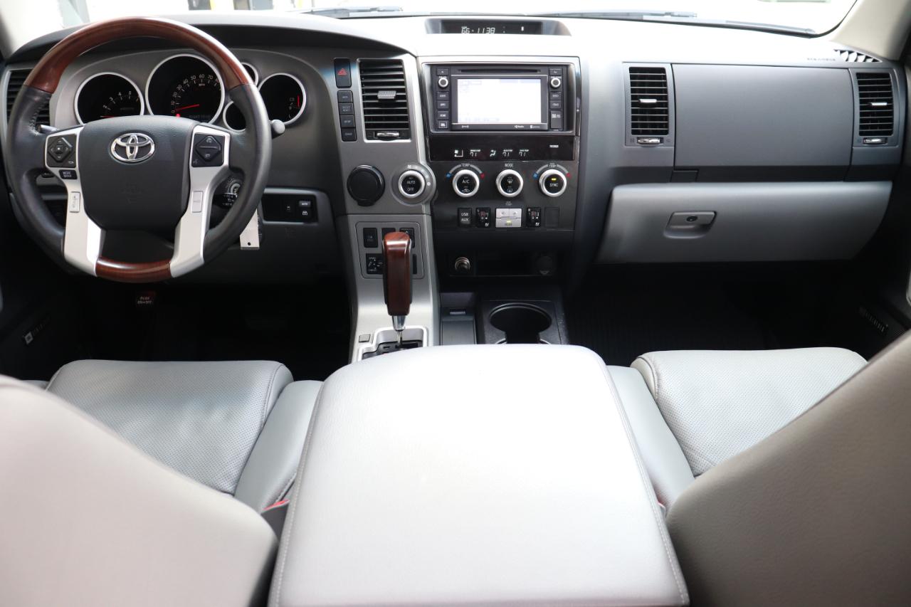 Toyota Sequoia Plantium 2WD 2016