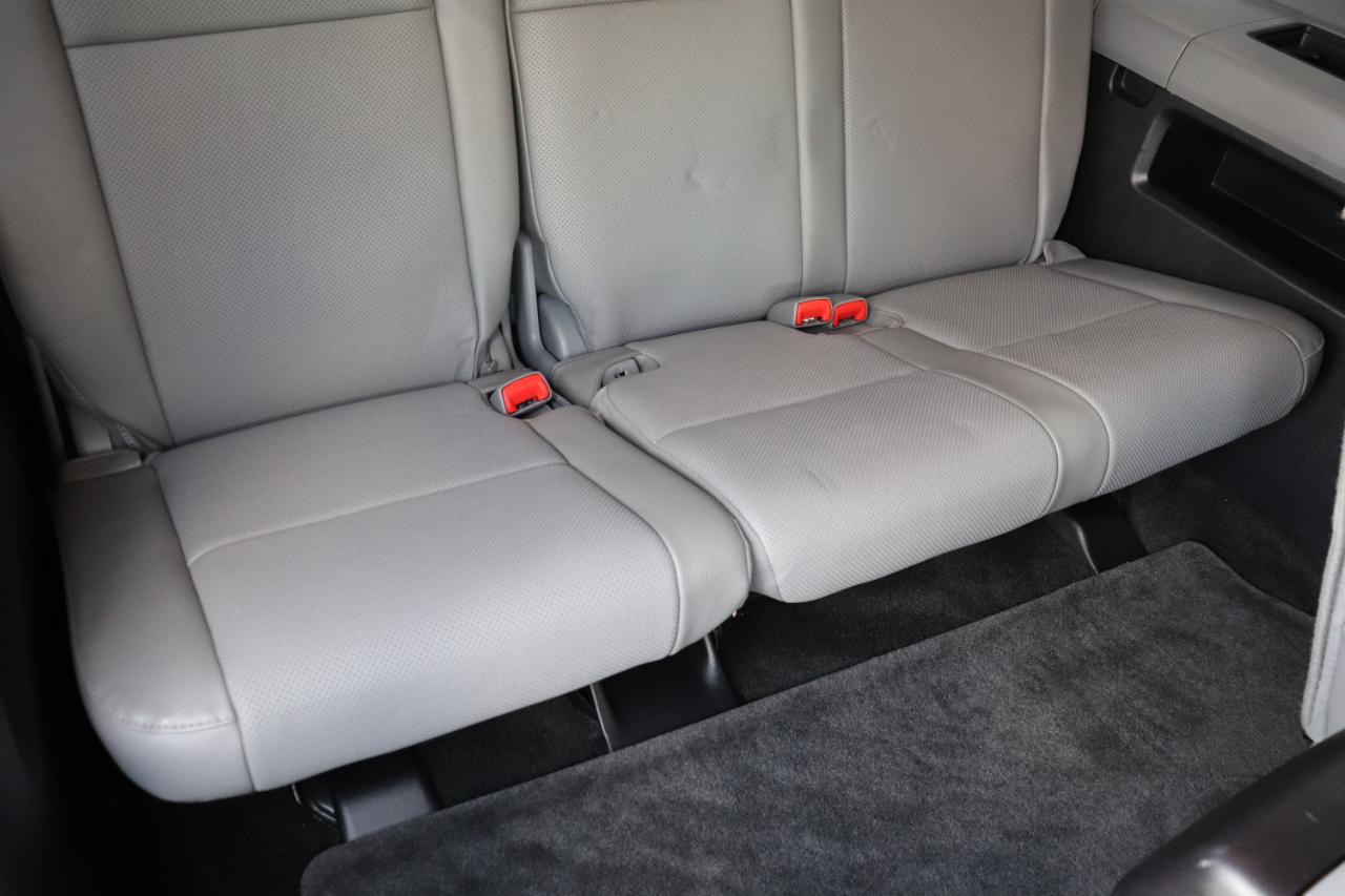 Toyota Sequoia Plantium 2WD 2016