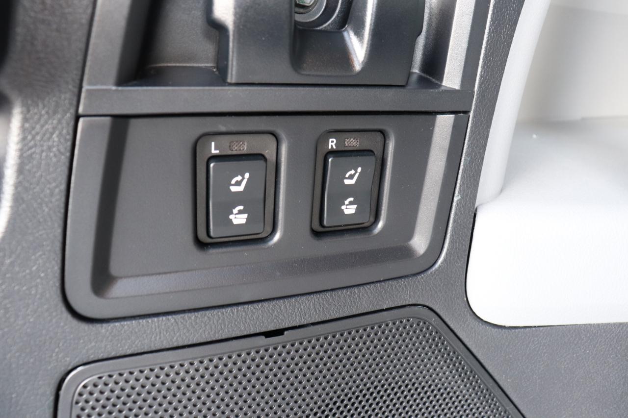 Toyota Sequoia Plantium 2WD 2016