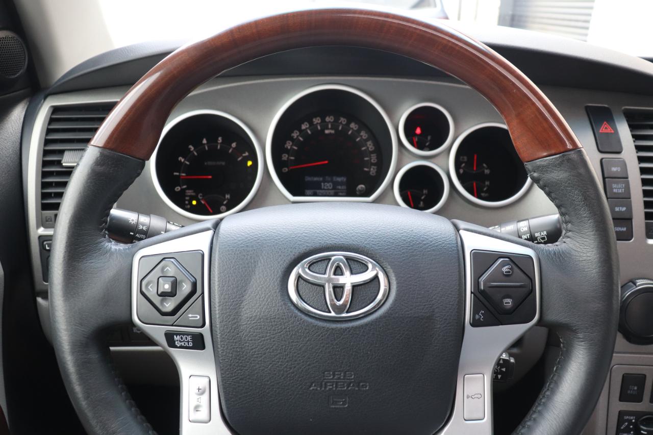 Toyota Sequoia Plantium 2WD 2016