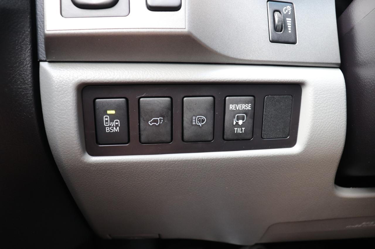 Toyota Sequoia Plantium 2WD 2016