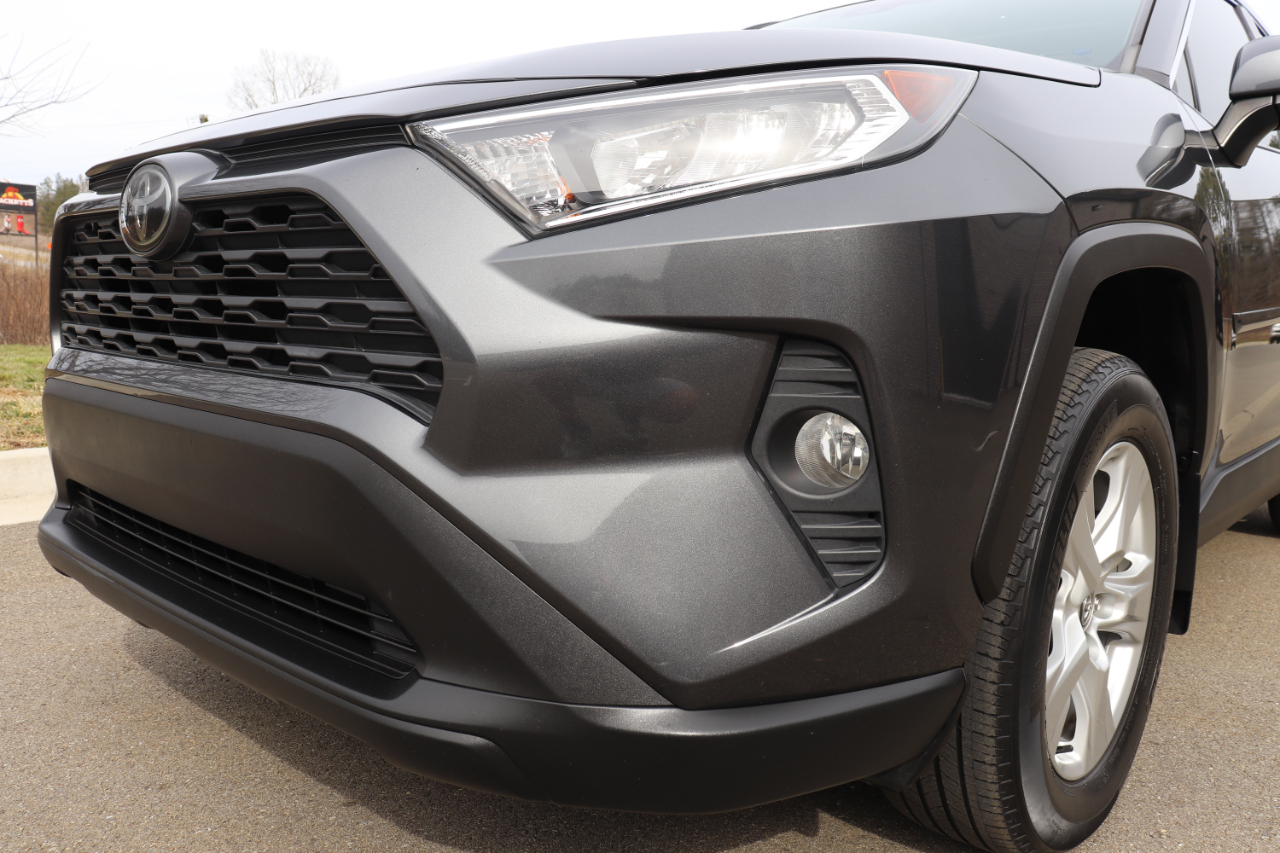 Toyota RAV4 XLE 2020