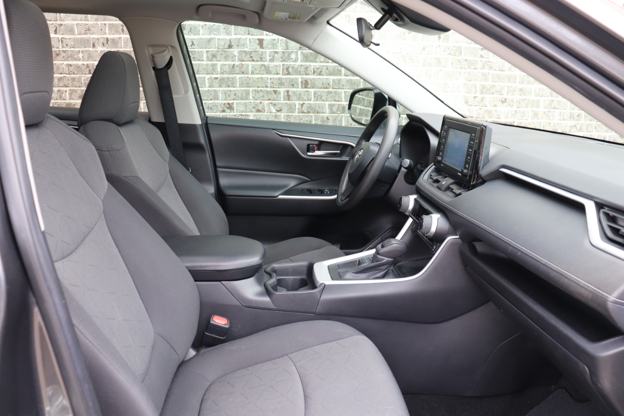 Toyota RAV4 XLE 2020