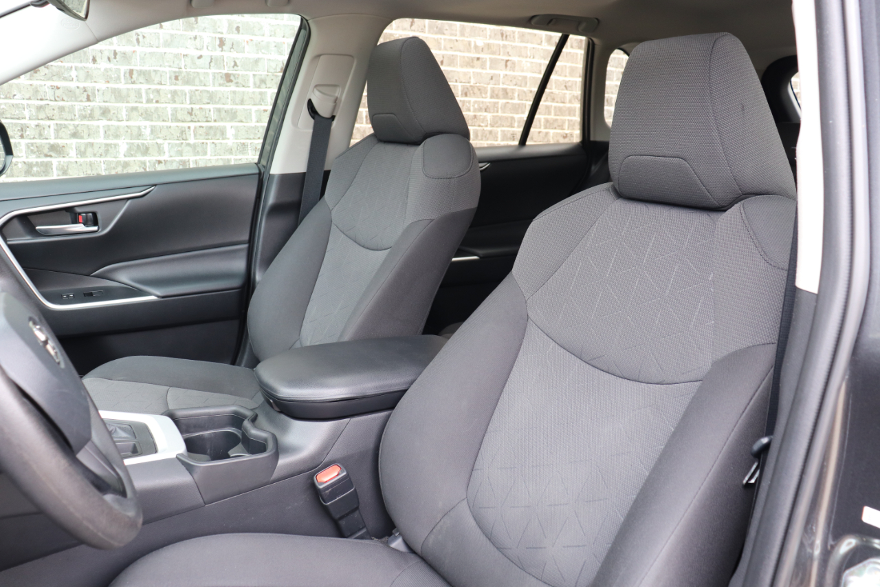 Toyota RAV4 XLE 2020