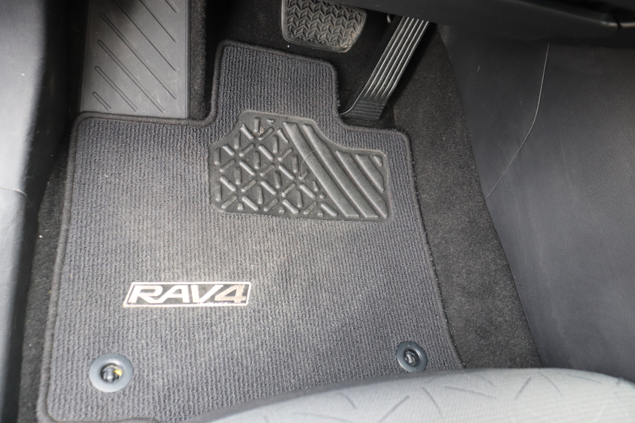 Toyota RAV4 XLE 2020