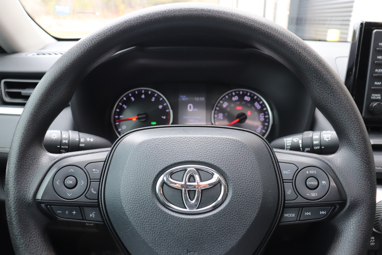 Toyota RAV4 XLE 2020