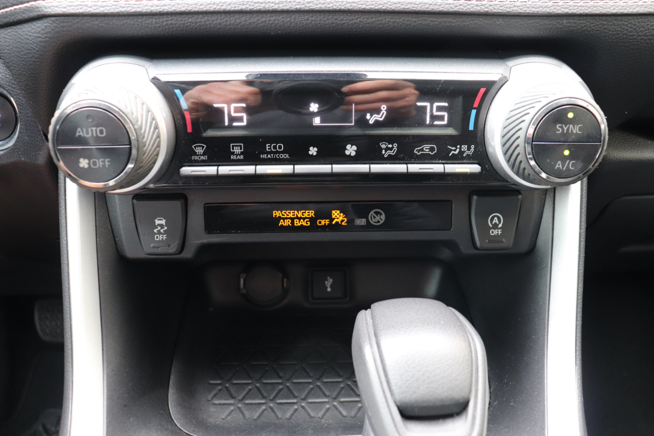 Toyota RAV4 XLE 2020