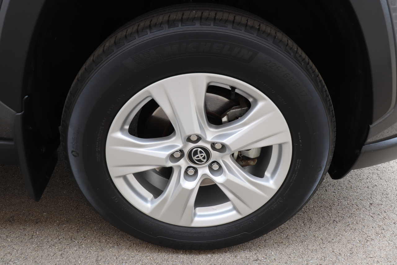 Toyota RAV4 XLE 2020