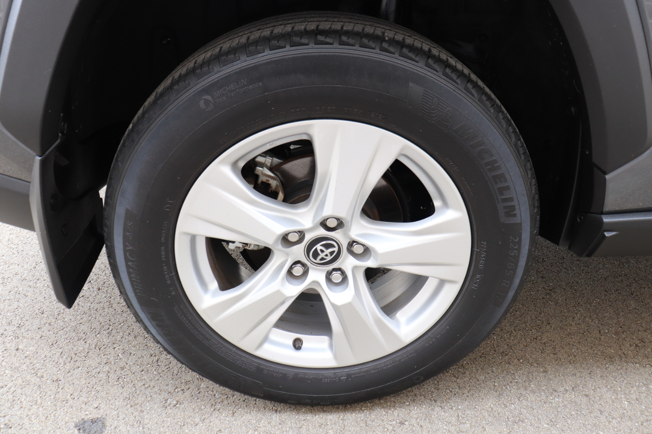 Toyota RAV4 XLE 2020