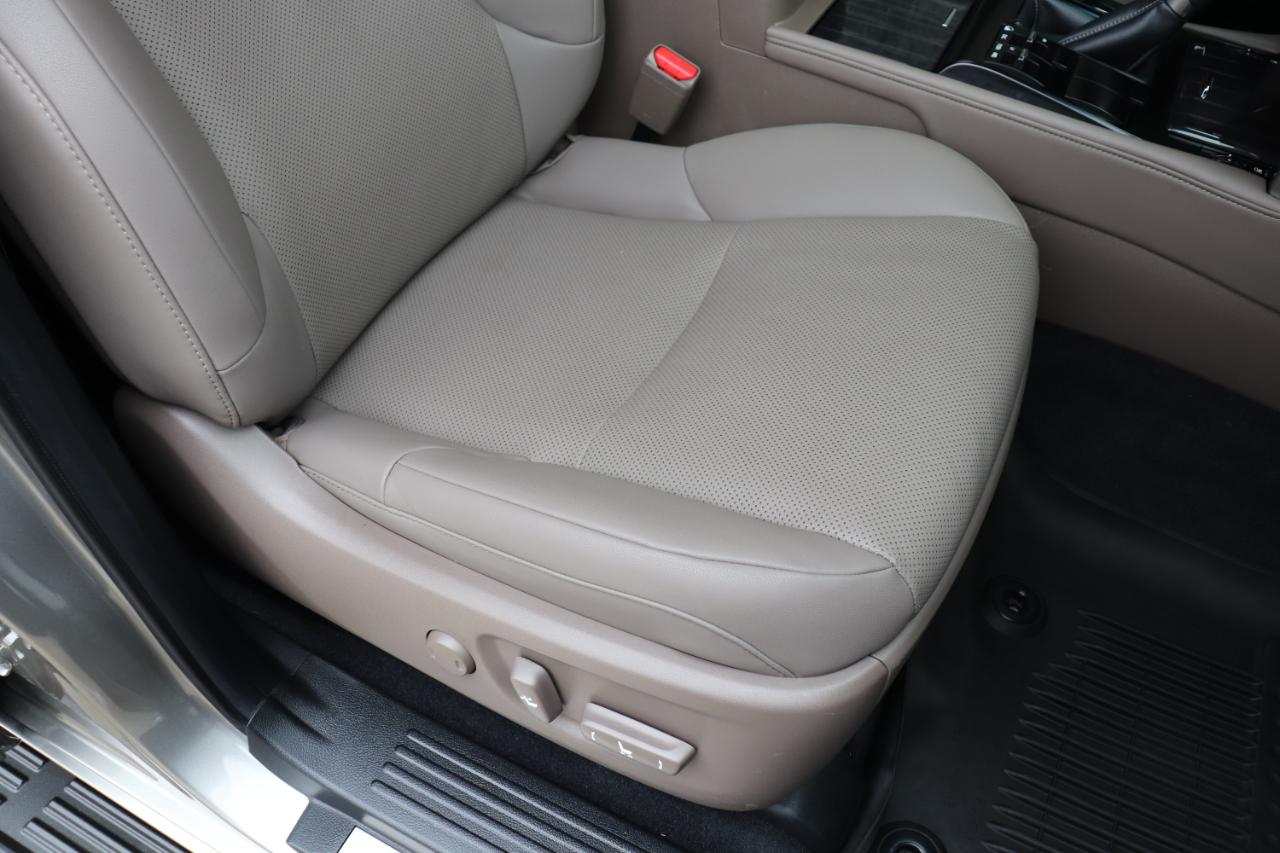 Lexus GX 460 4WD 4dr Premium 2021