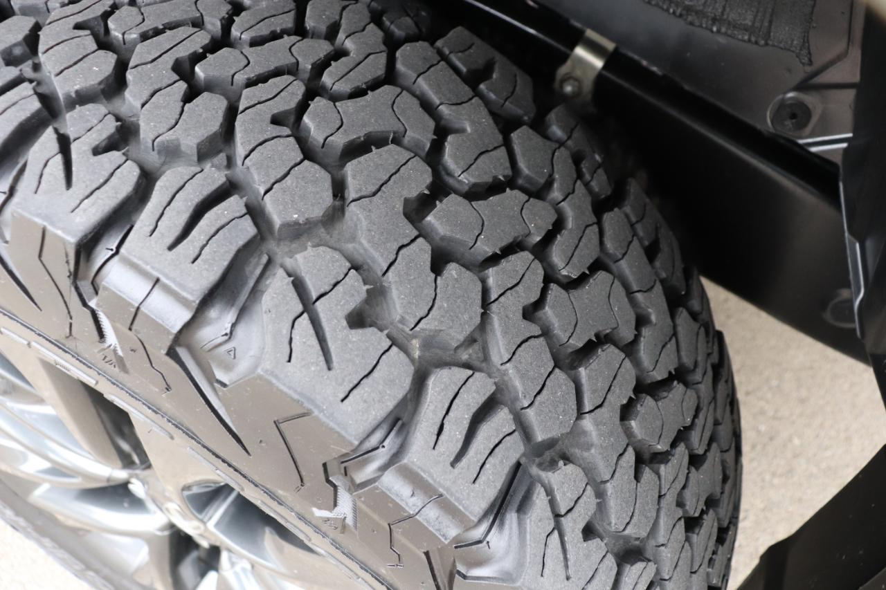 Lexus GX 460 4WD 4dr Premium 2021