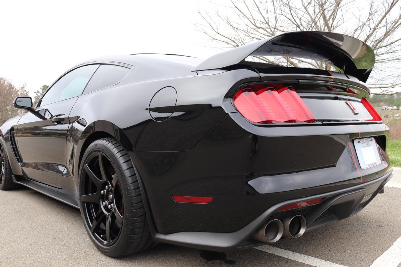 Ford Shelby GT350R  2018