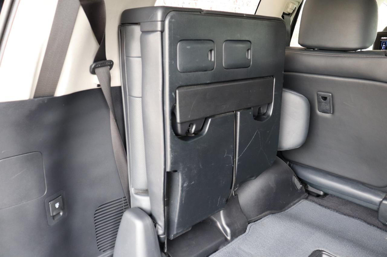 Lexus LX 570 4WD 4dr 2015