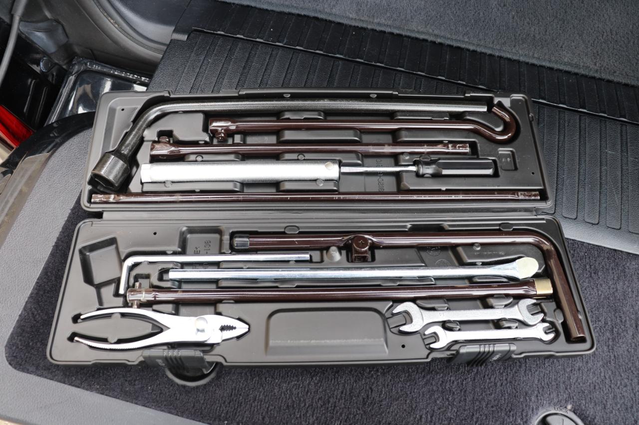 Lexus LX 570 4WD 4dr 2015