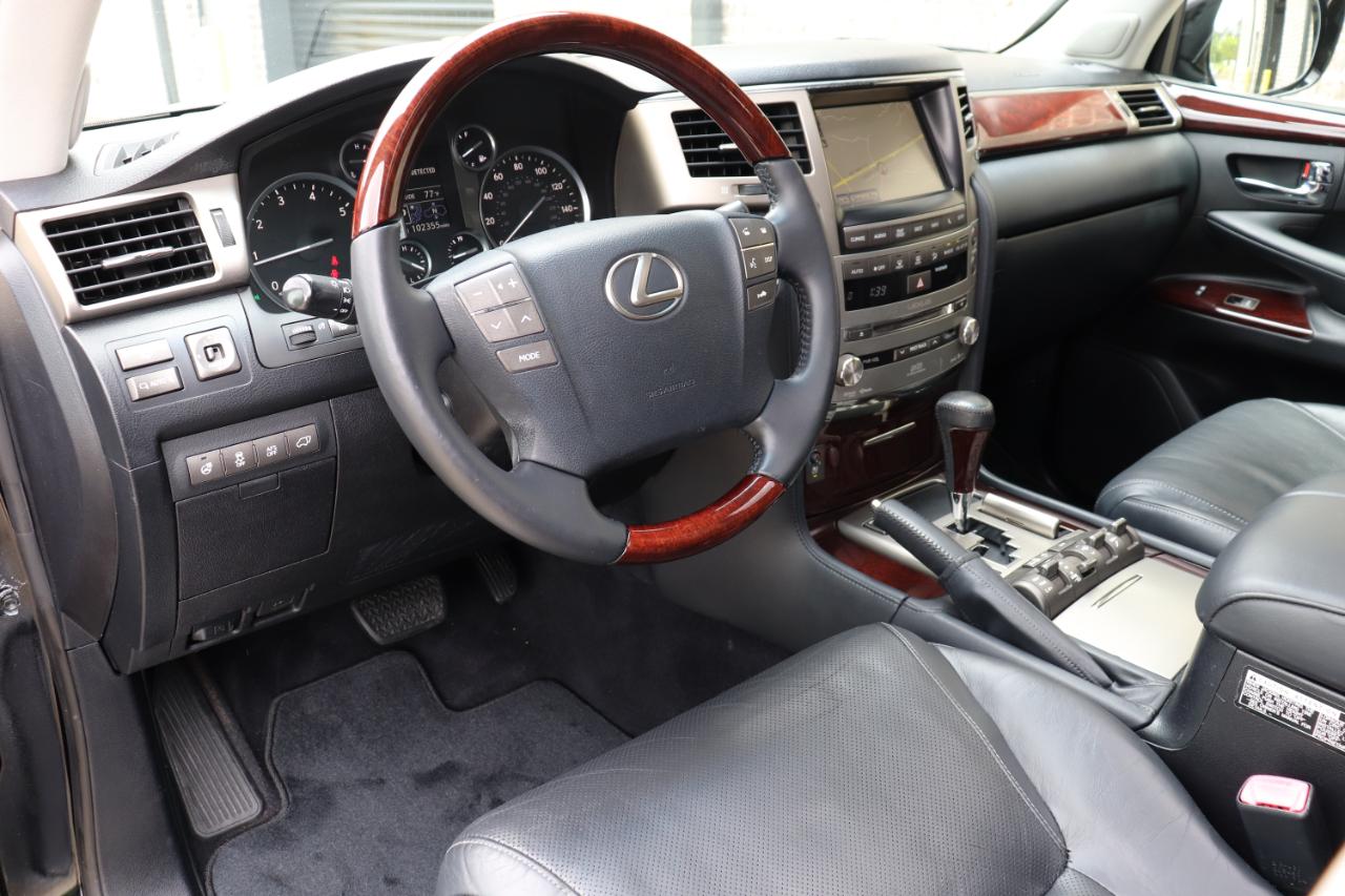 Lexus LX 570 4WD 4dr 2015
