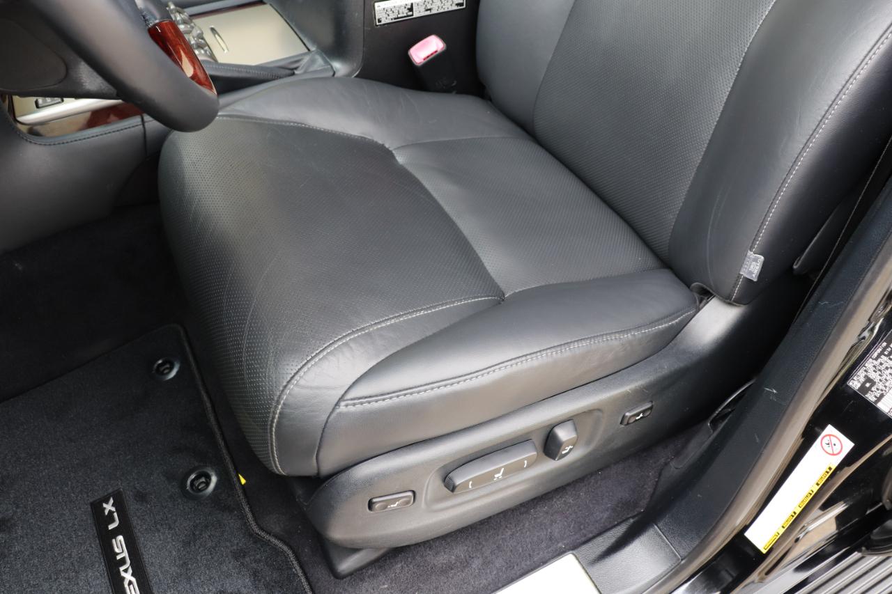 Lexus LX 570 4WD 4dr 2015