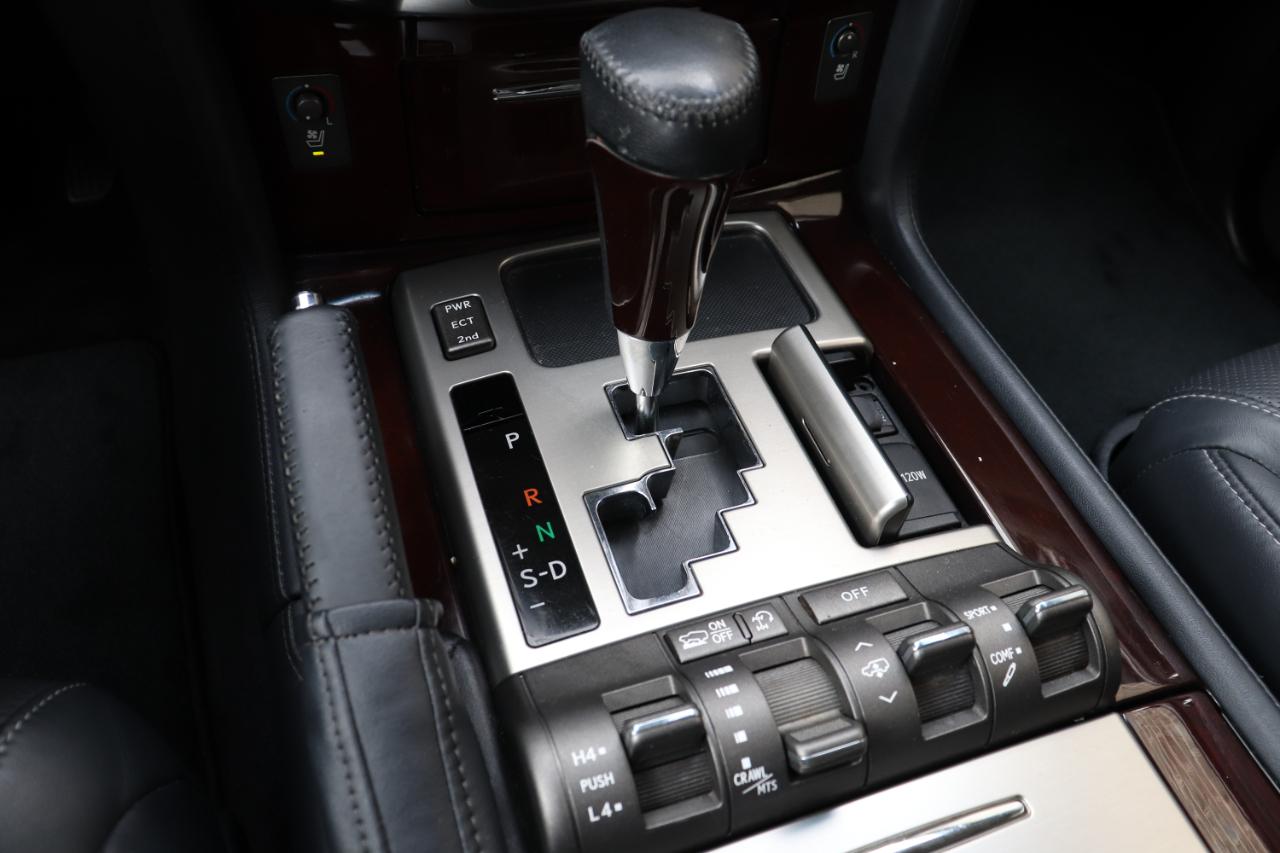 Lexus LX 570 4WD 4dr 2015