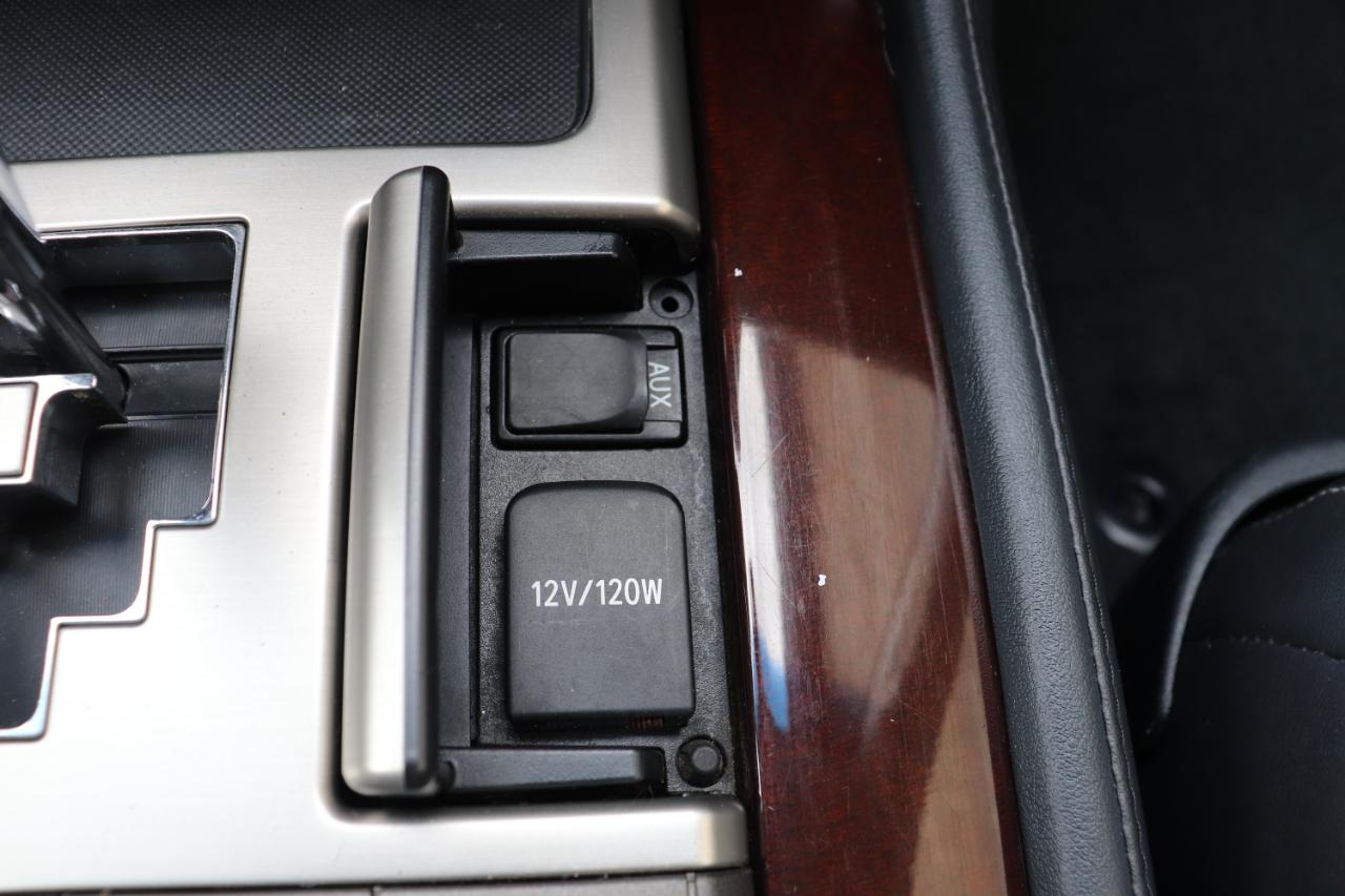 Lexus LX 570 4WD 4dr 2015