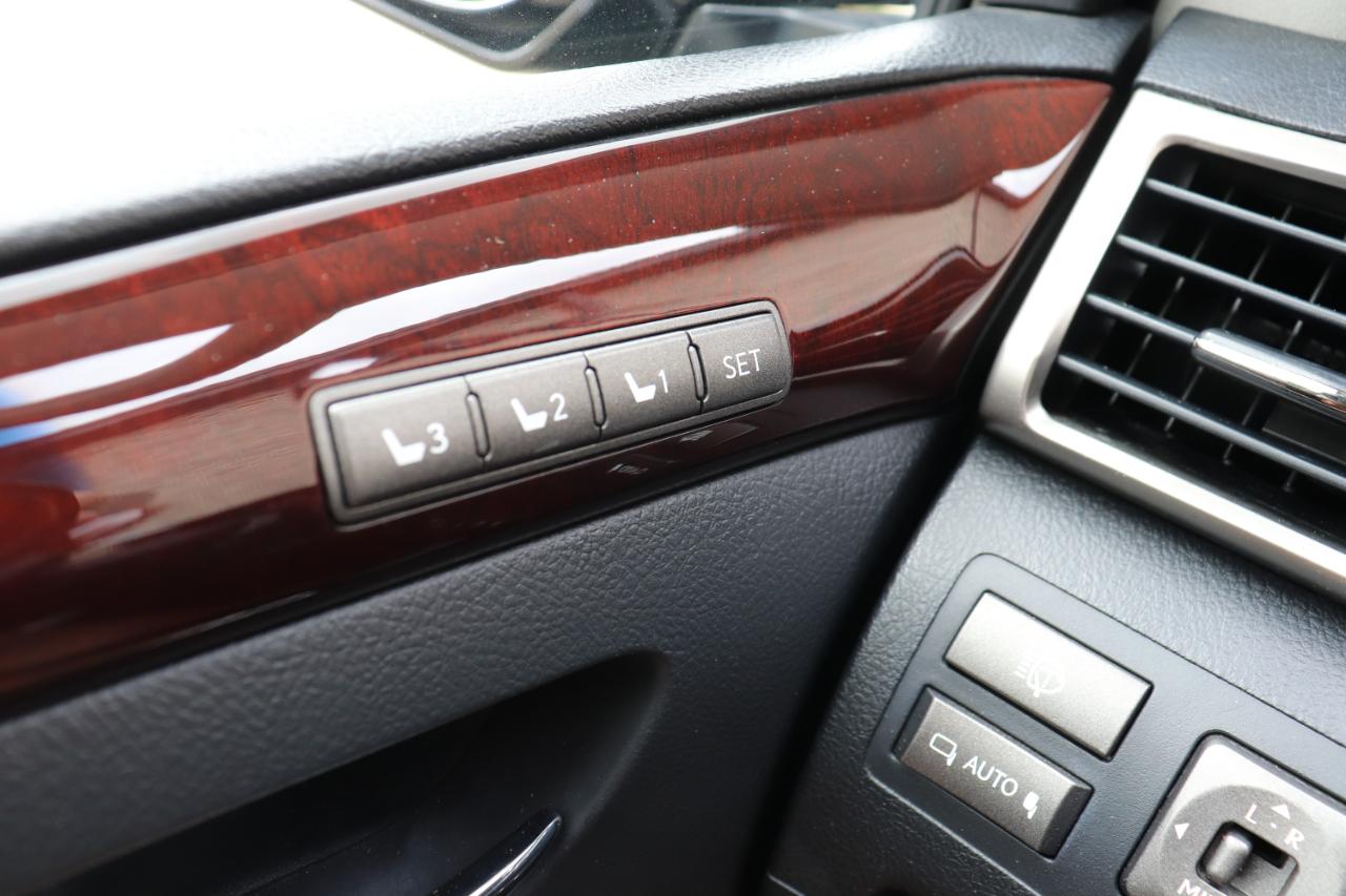 Lexus LX 570 4WD 4dr 2015