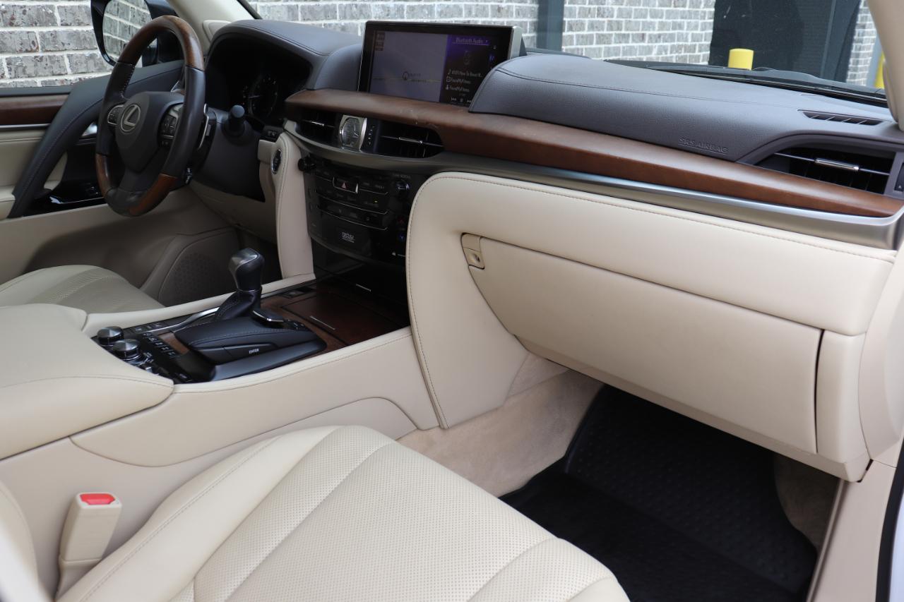 Lexus LX 570 4WD 4dr 2016