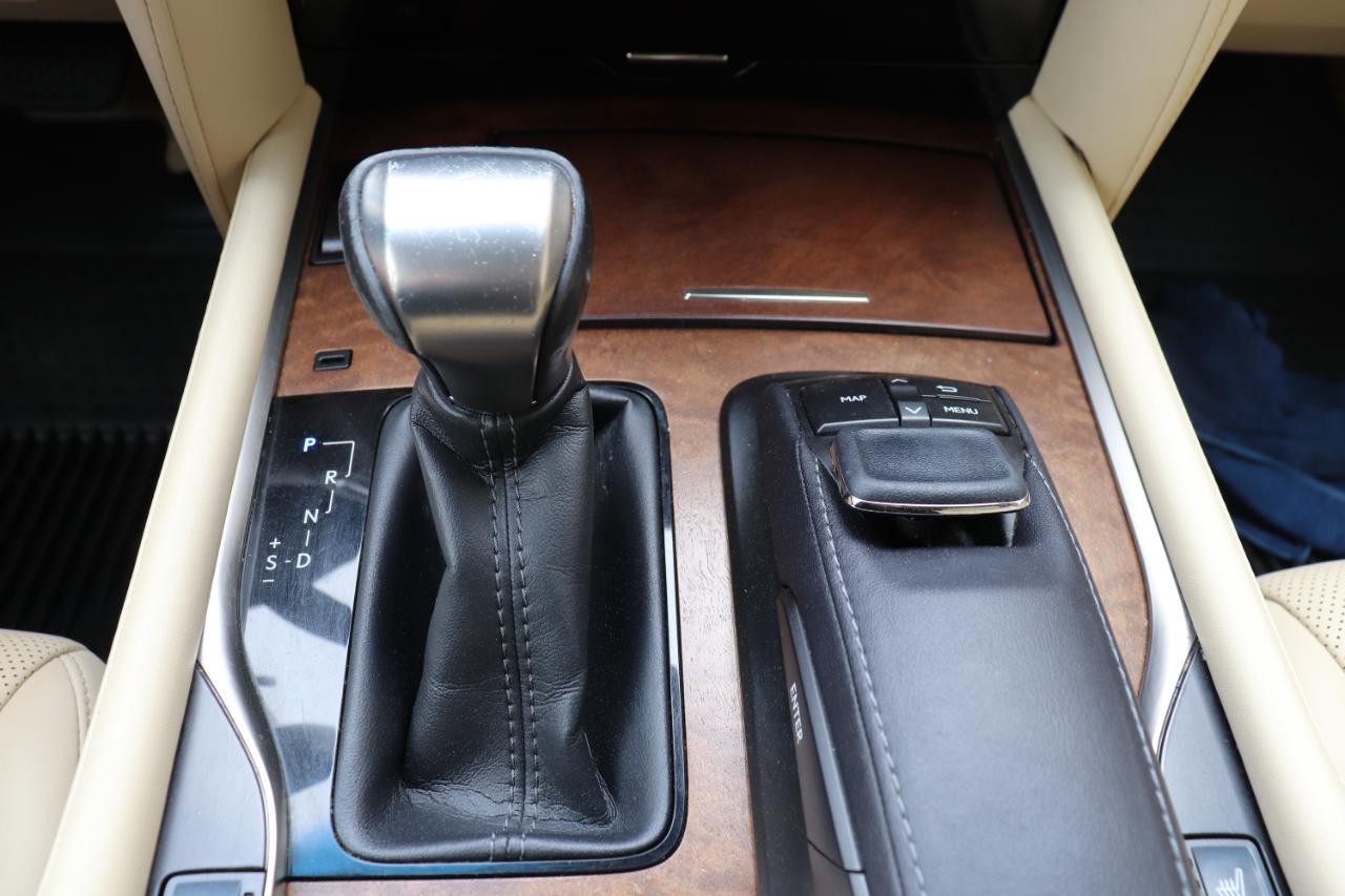 Lexus LX 570 4WD 4dr 2016