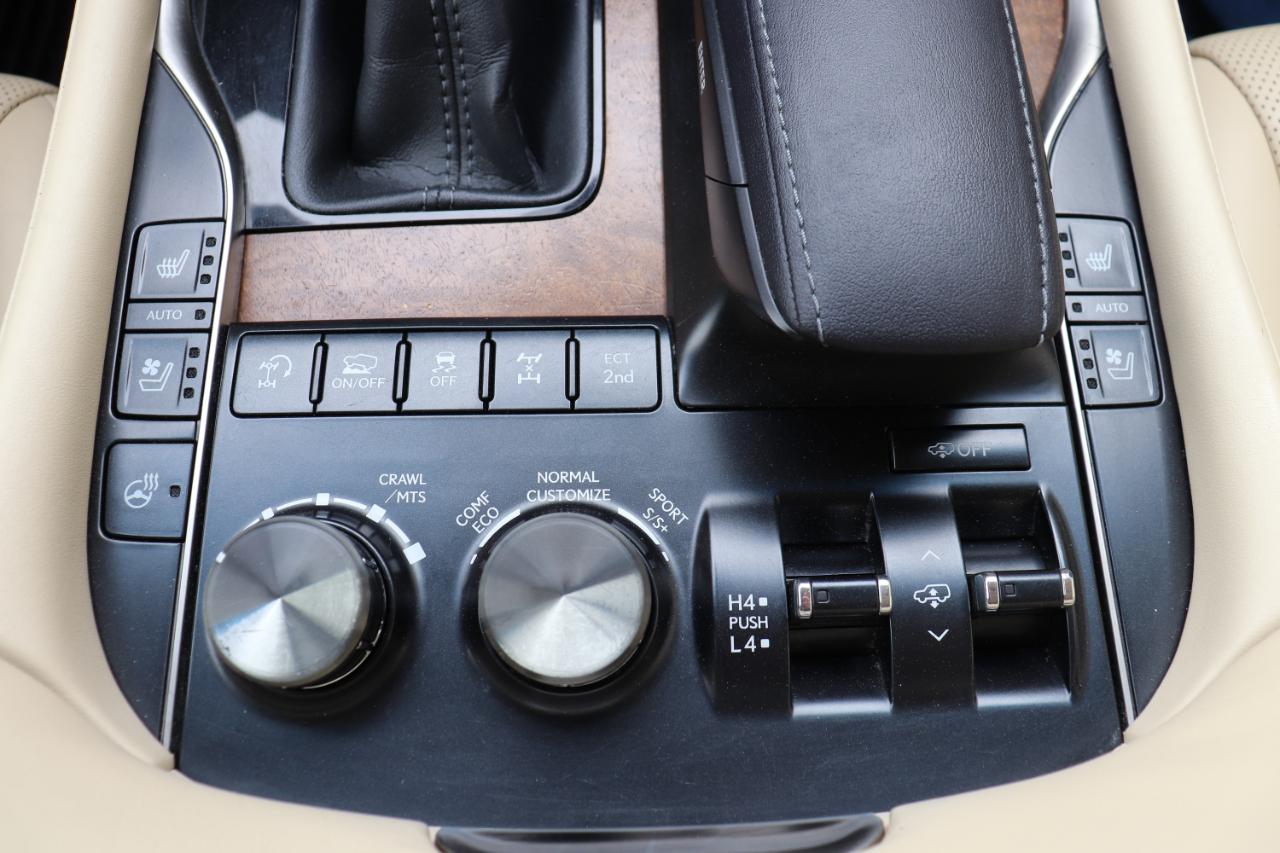 Lexus LX 570 4WD 4dr 2016