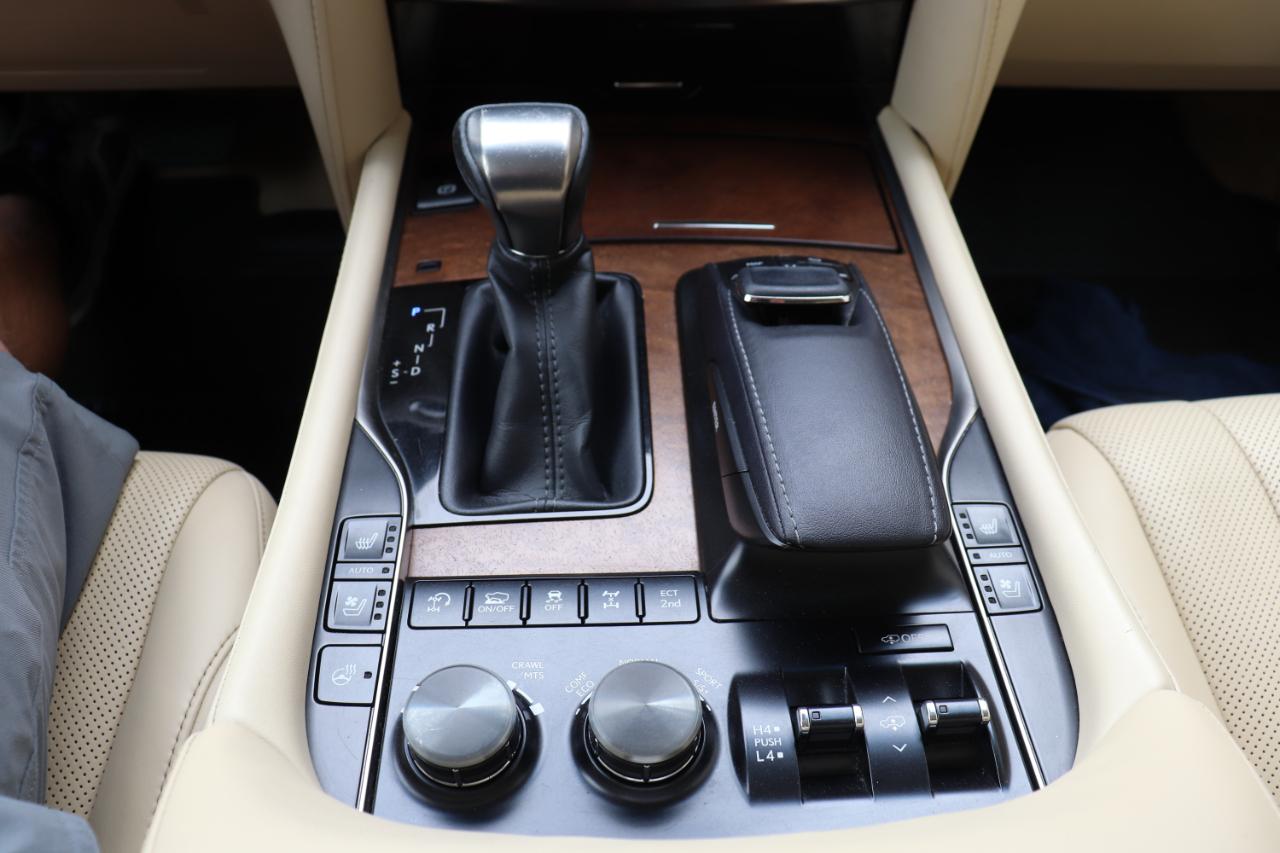 Lexus LX 570 4WD 4dr 2016