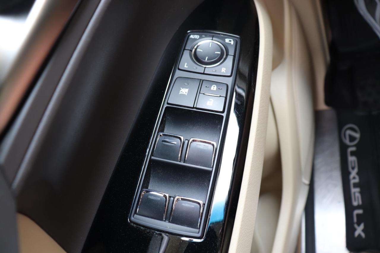 Lexus LX 570 4WD 4dr 2016