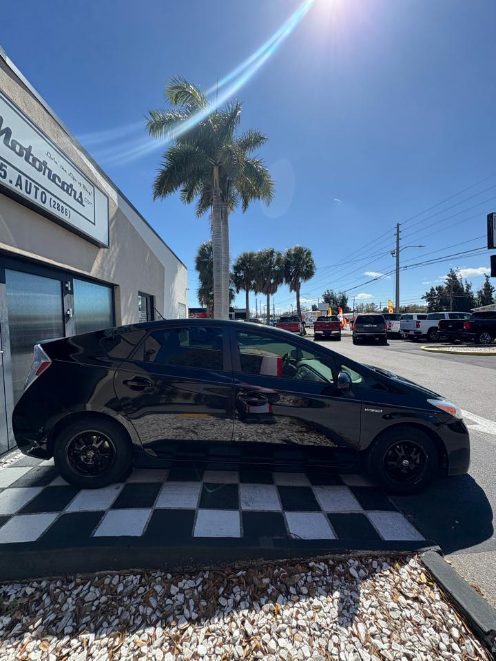 Toyota Prius Three 2014