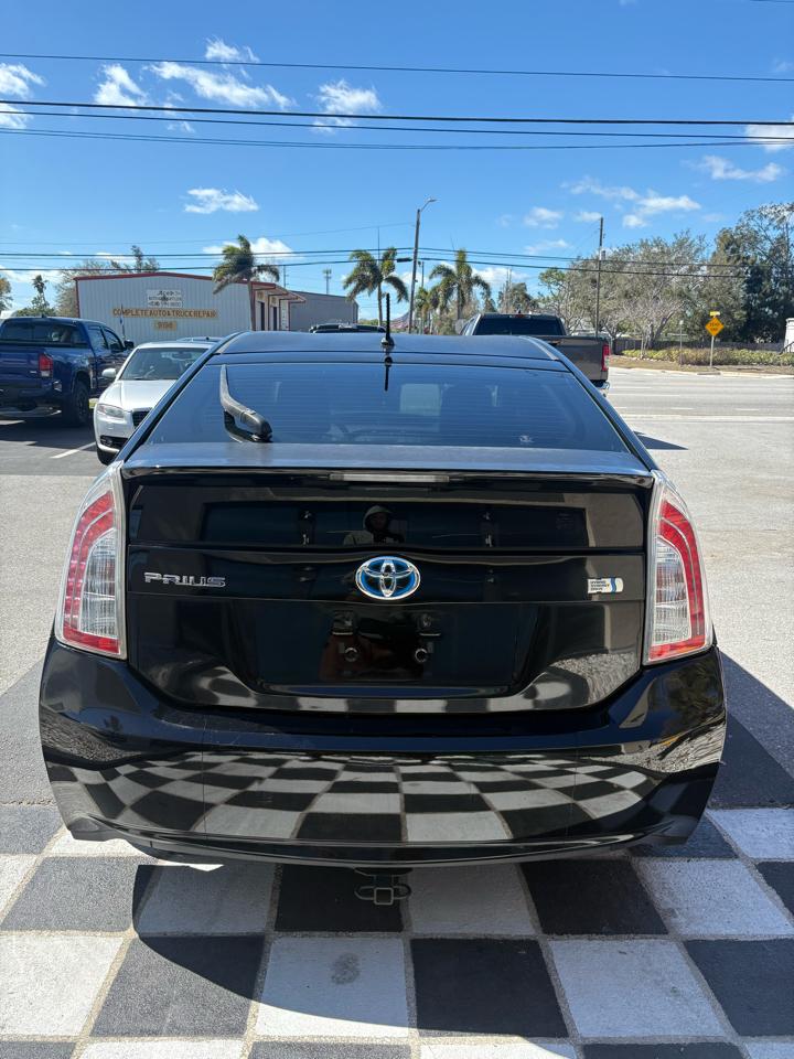 Toyota Prius Three 2014