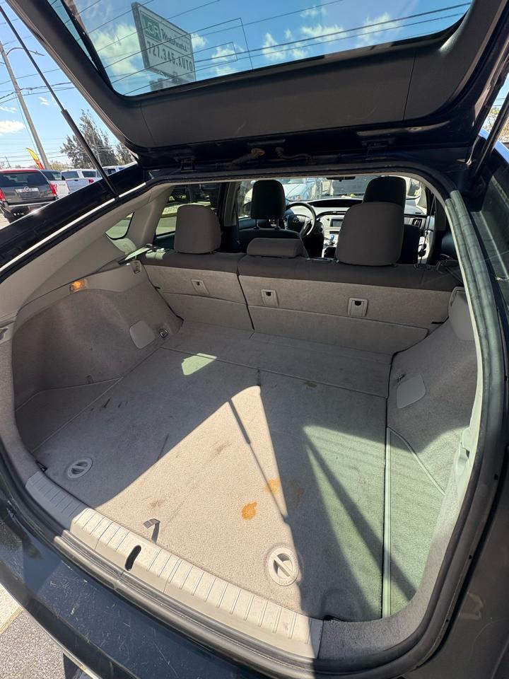 Toyota Prius Three 2014