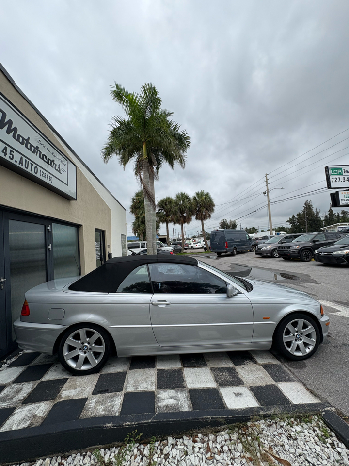 BMW 3-Series 323Ci Convertible 2000 BMW 3-Series 323Ci Convertible 2000
